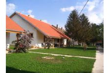 Photo of Дом за лица ометена у менталном развоју «Срце у јабуци» Photo of Дом за лица ометена у менталном развоју «Срце у јабуци»