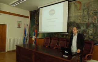 direktor gimnazije prezentacija projekta