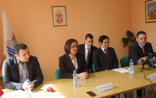 govornici konferencija za stampu donacija japana