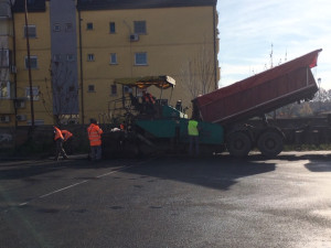 Обилазак радова на реконструкцији спортског терена ОШ "Ђура Јакшић"