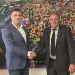 Пријем за Флорина Патракиојуa, железничара који је 1999. године зауставио НАТО војни транспорт