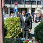 Положени венци у знак сећања на погинуле раднике Рафинерије током бомбардовања Положени венци у знак сећања на погинуле раднике Рафинерије током бомбардовања