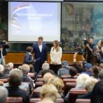 Свечано уручени уговори за субвенционисање мера енергетске санације породичних кућа и станова Свечано уручени уговори за субвенционисање мера енергетске санације породичних кућа и станова